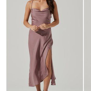 CASTR Gaia midi dress size medium mauve *see details for flaw*